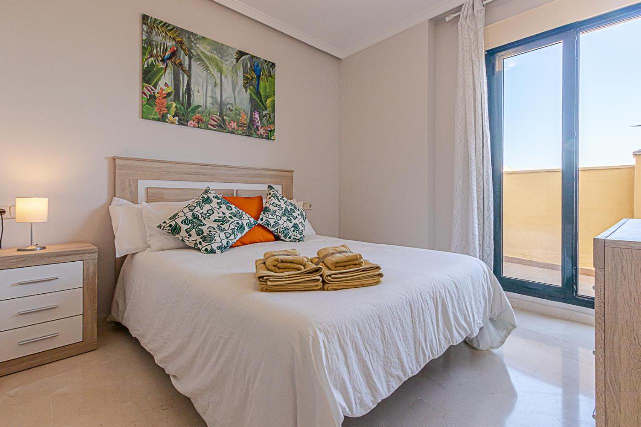 797 Holiday Rentals - Moderno Piso Para 5 Con Hermosas Vistas Benalmádena Dış mekan fotoğraf