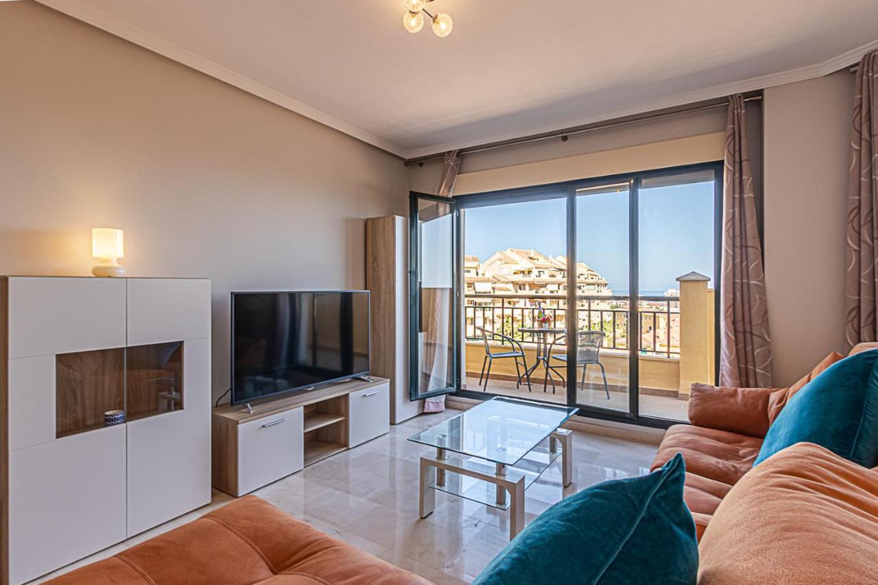 797 Holiday Rentals - Moderno Piso Para 5 Con Hermosas Vistas Benalmádena Dış mekan fotoğraf