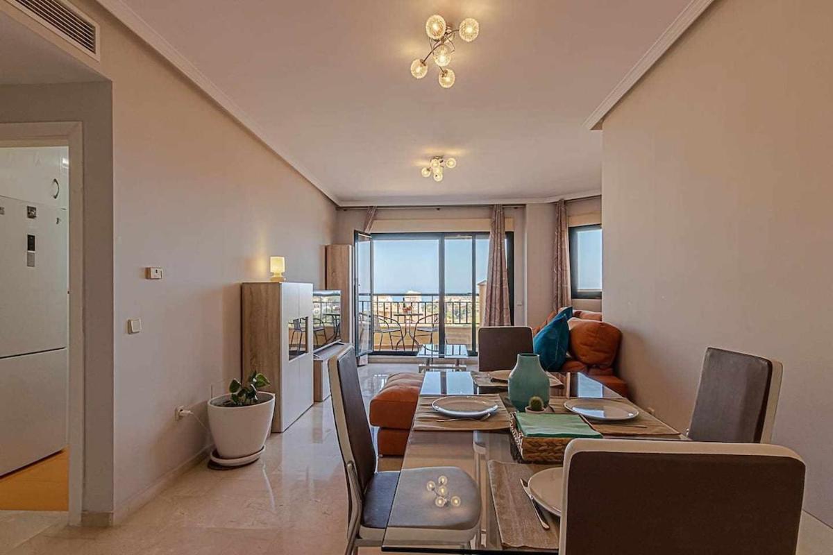 797 Holiday Rentals - Moderno Piso Para 5 Con Hermosas Vistas Benalmádena Dış mekan fotoğraf