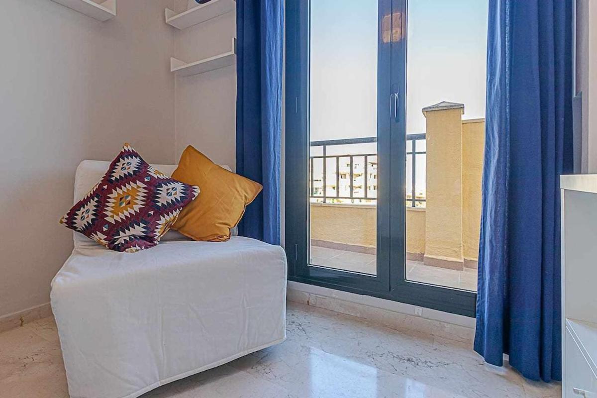 797 Holiday Rentals - Moderno Piso Para 5 Con Hermosas Vistas Benalmádena Dış mekan fotoğraf